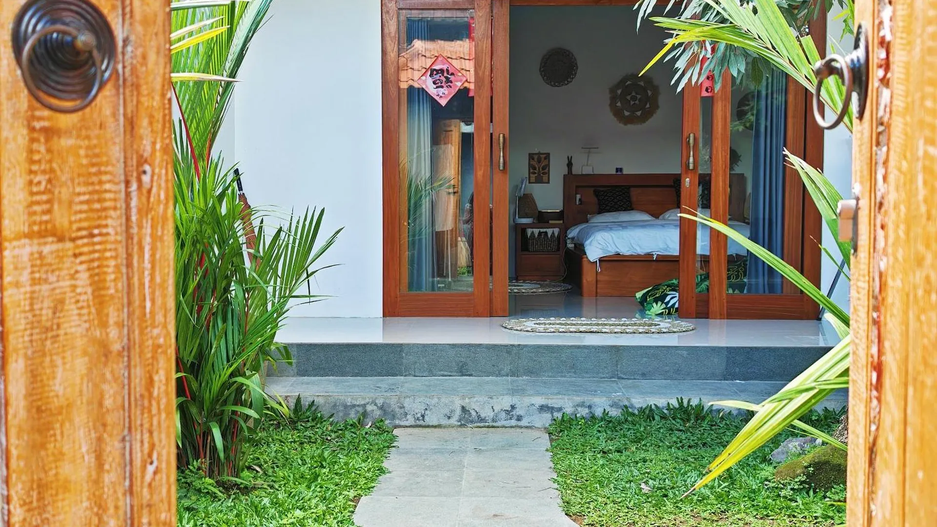Female-Only Solowe Home House Ubud